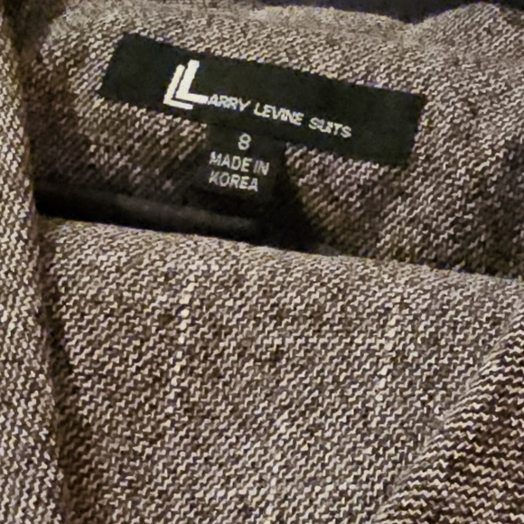 2 piece designer Pant Suit - Picture 2 of 2